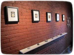 tableaux sylvia meillon et installation littéraire Céline Vangheluwe-porte cochere 3 decembre2014